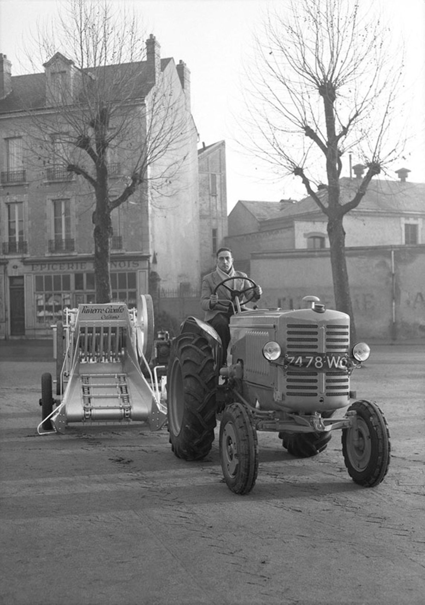 Matériel agricole Rivierre-Casalis, Orléans, 1945-1955