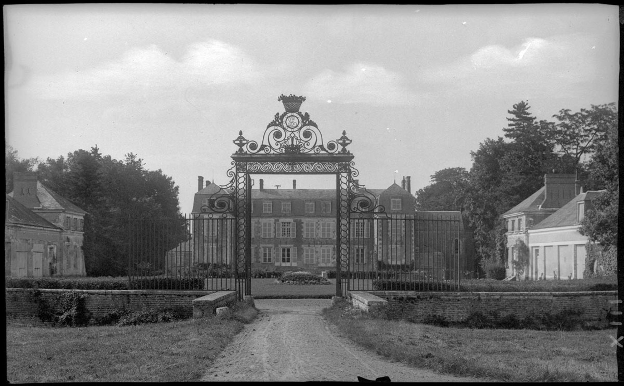 Château de Pully à Lailly-en-Val, vers 1900-1920