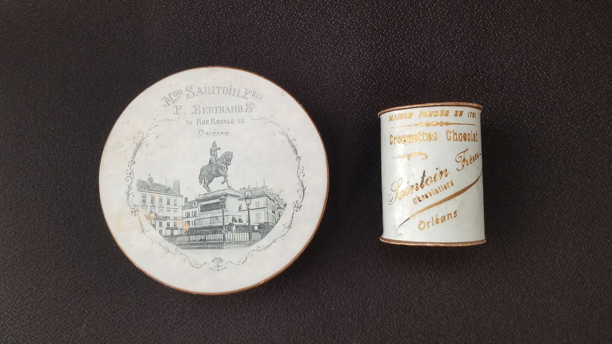 Boîtes de chocolat Saintoin, fin XIXe siècle. 