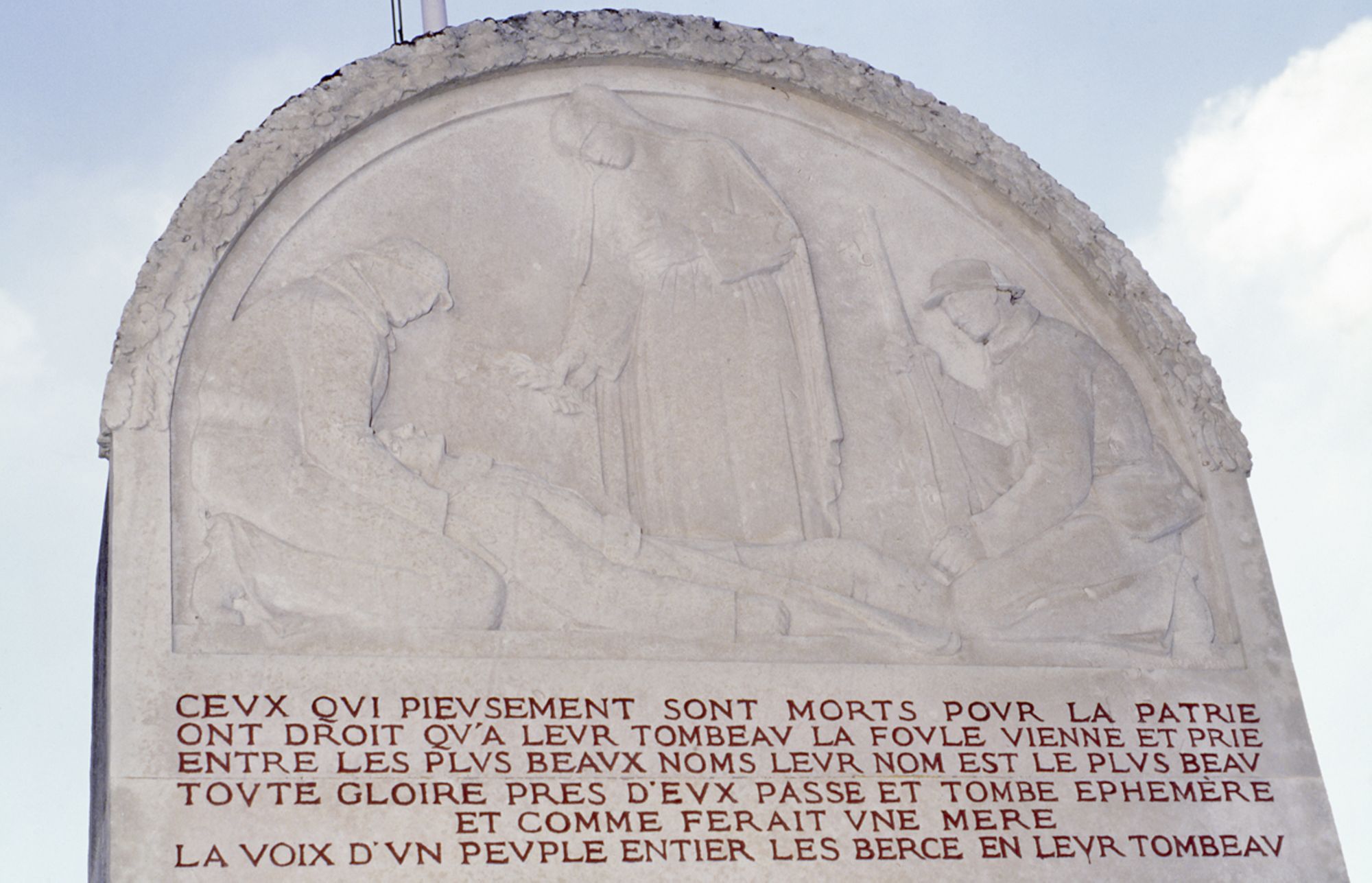 Les monuments aux morts